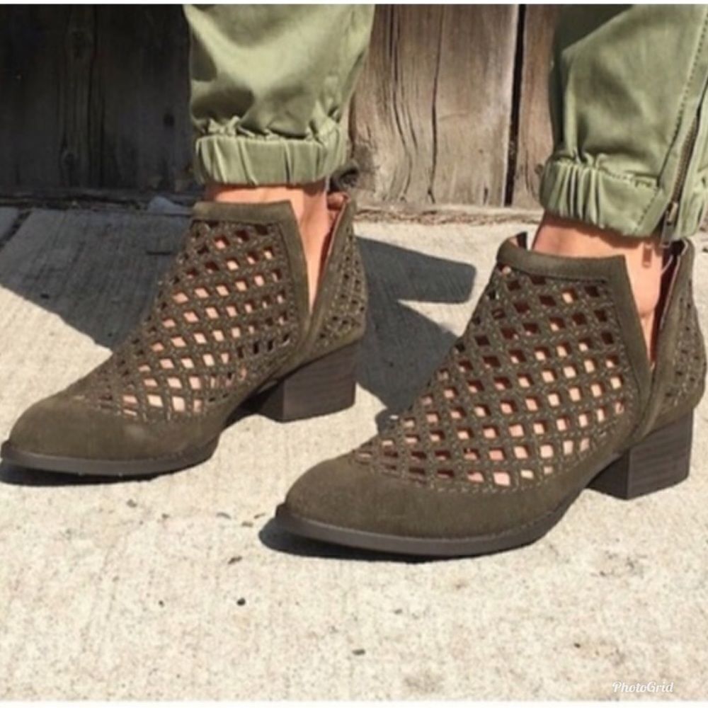 Jeffrey Campbell Taggart suede bootie